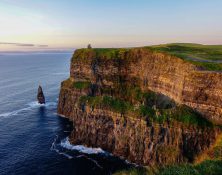 cliffs 3760571_1920