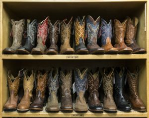 cowboy-boots-553668_1920