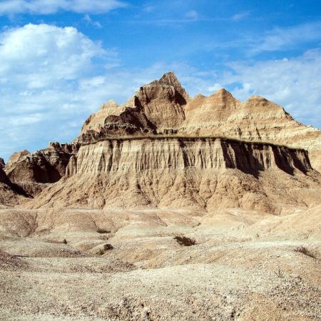 badlands-national-park-1777755_1920