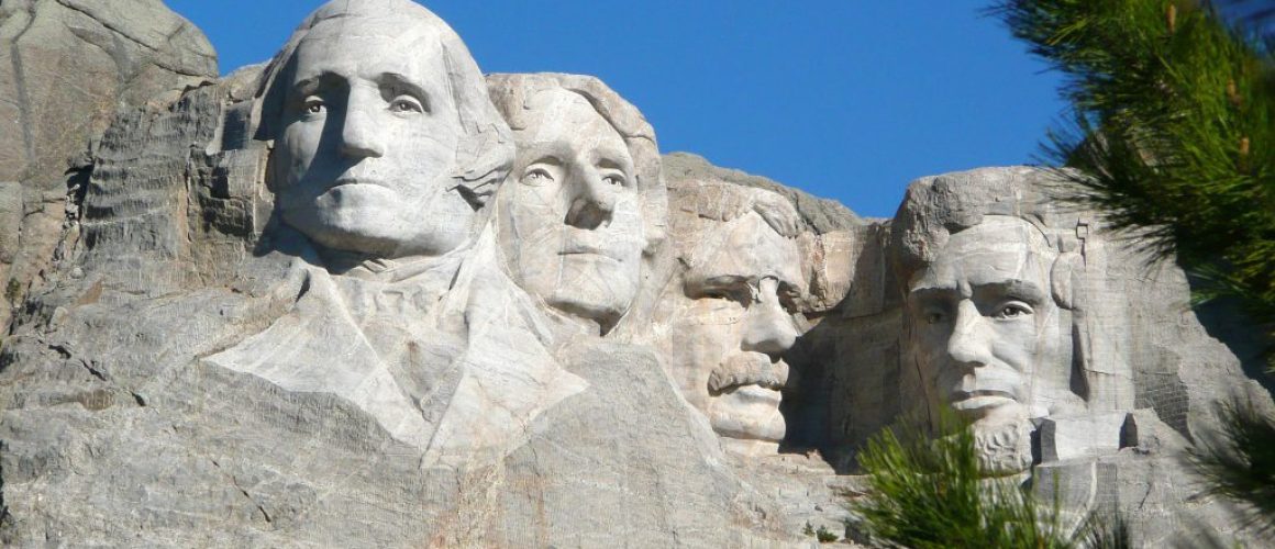 mount-rushmore-55477_1920