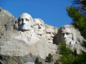 mount-rushmore-55477_1920