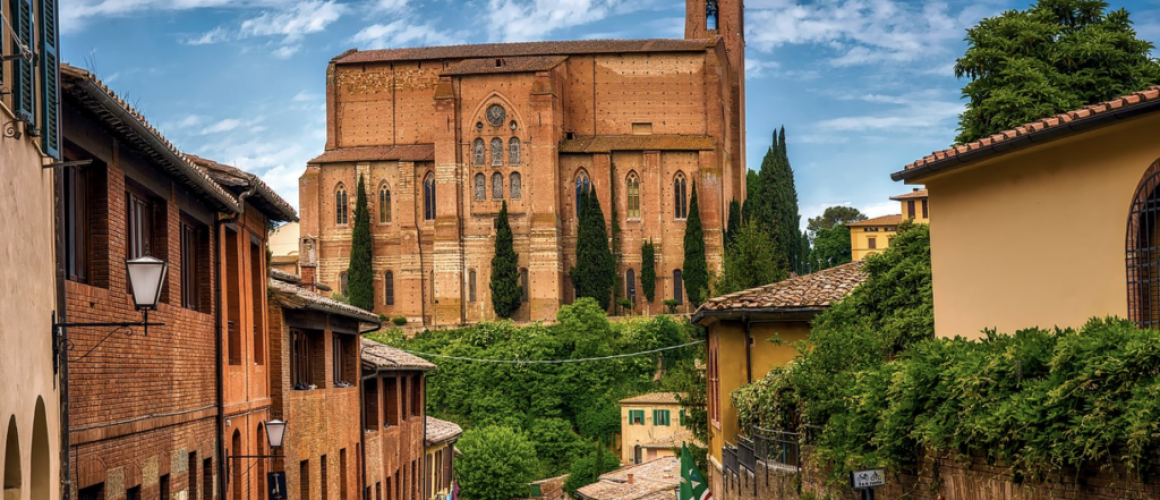 Navigational image of Siena Italy